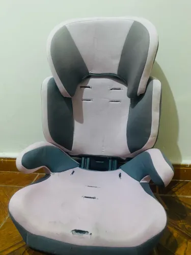 Cadeirinha / assento para carro 