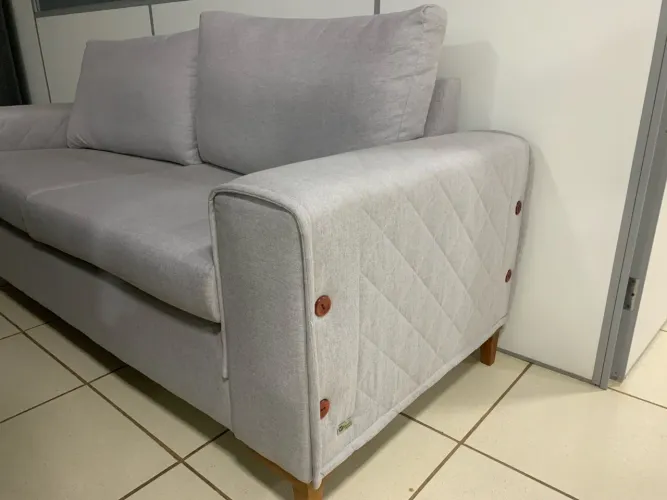 Sofá Glamour - 2,00 NOVO