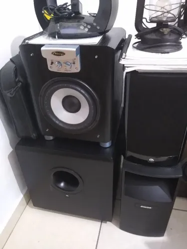 Caixas e subwoofer 