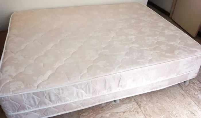 Cama Box Casal Integrada Peça Única Excelente Estado 