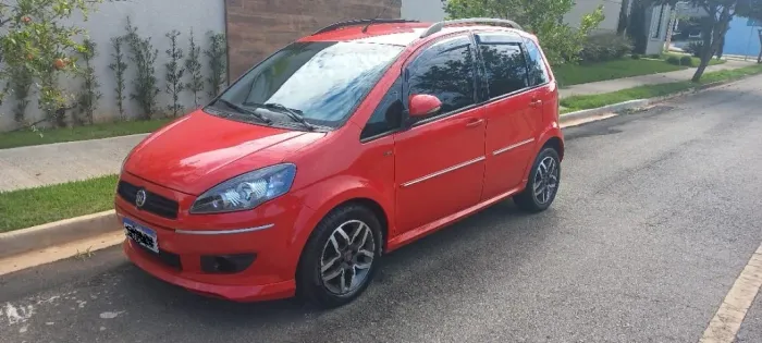 Fiat Idea Sporting 1.8 Flex 16V 5P 2011