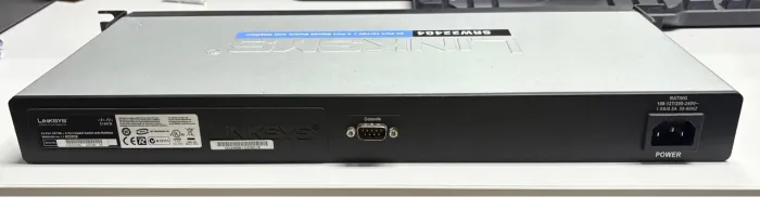 Switch gerenciável de rede ( Linksys SRW224)