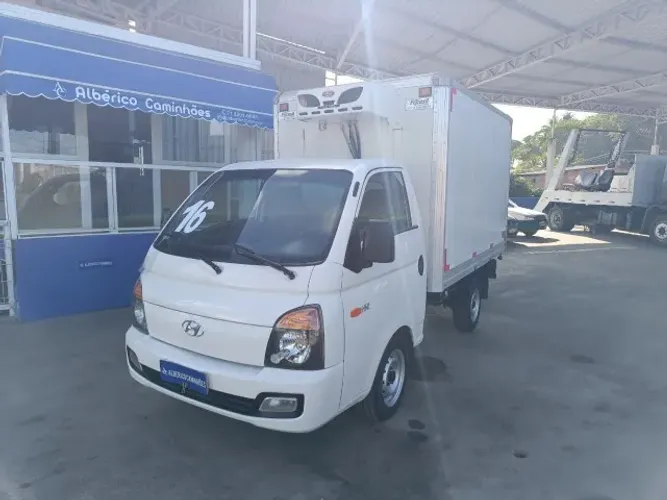 Hyundai HR - ano: 2016 - Baú refrigerado (Somos loja)