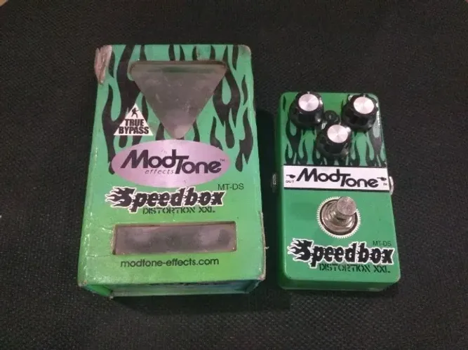 Pedal de guitarra ModTone Speedbox Distortion XXL
