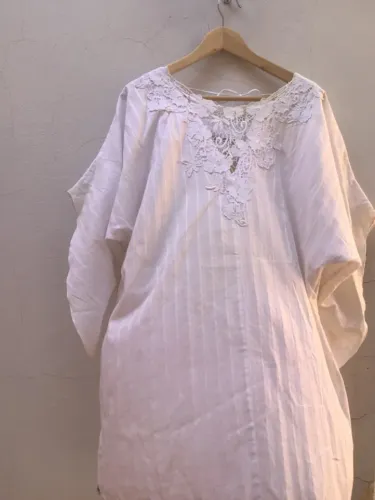Vestido gola alta 