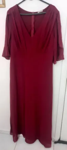 Vestido Longo cor vinho