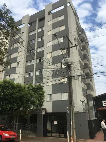 Cobertura à venda no Residencial Petrópolis no centro de Londrina