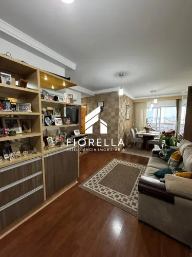 Apartamento com 02 dormitórios com Suite no bairro Campinas - São José