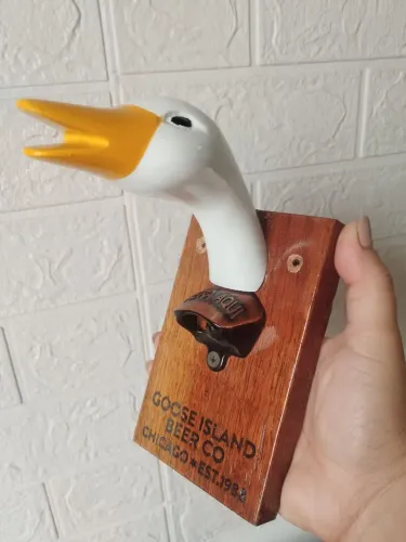 Abridor de cerveja de parede goose Island beer Co.