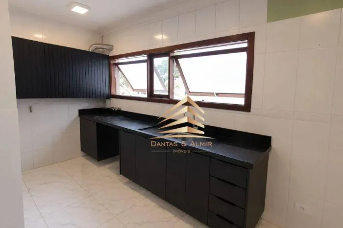 Apartamento com 2 dormitórios à venda, 79 m² por R$ 250.000,00 - Vila Rio de Janeiro - Gua