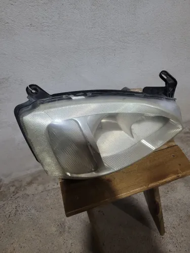 Farol lado Direito