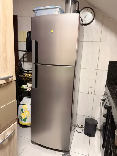 Geladeira Cônsul 377L