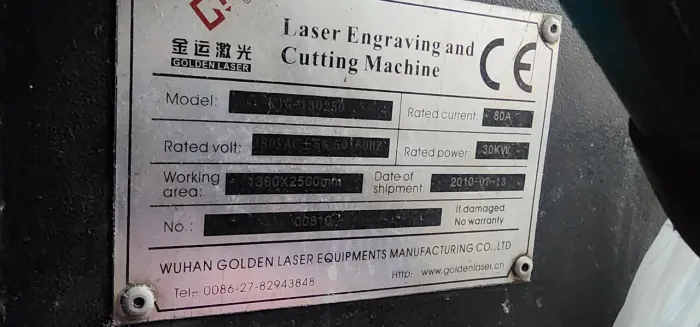Vendo maquina corte a laser 650wts processo YAG,máquina liga mais tem defeito elétrico