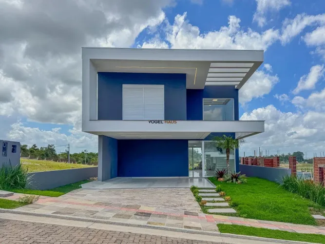 Casa em condomínio com 3 suítes em Nova Santa Rita REF: 4706