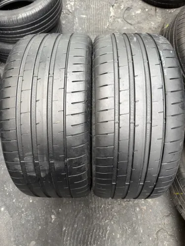 02 PNEUS 265 35 21 GOOD YEAR EAGLE F1 - R$ 1.600,00 O PAR C/ MONTAGEM + BALANCEAMENTO
