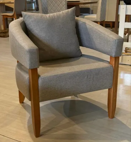 Poltrona decorativa sala de estar