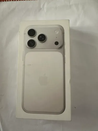 iPhone 17 Pro 1TB - branco
