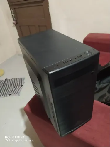 CPU com processador AMD Phenom X2+ 6 GB de Ram + 160 de armazenamento