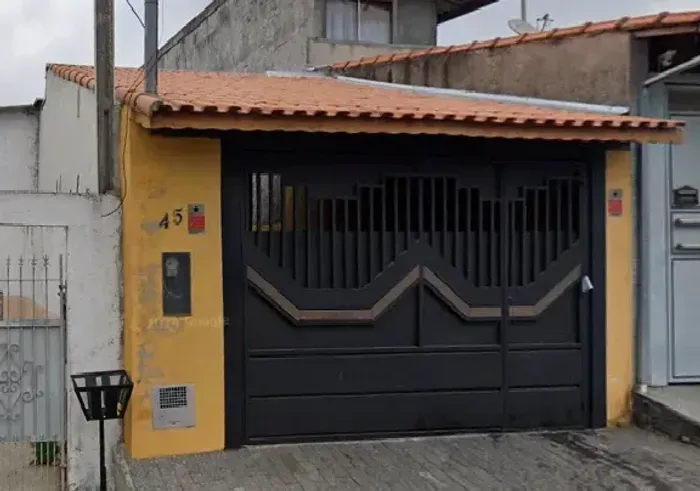 Casa independente com 2 dormitórios e 125m² em Vila Municipal