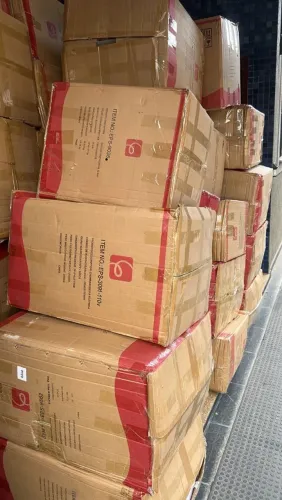Produtos da shopp, mercado livre e diversos com pequenas avarias