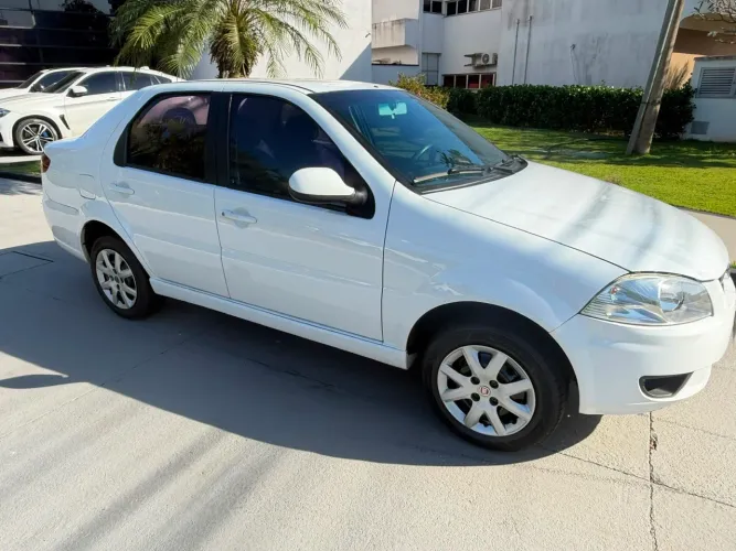 Fiat Siena EL Celeb. 1.0 MPI Fire Flex 8V 4P 2014