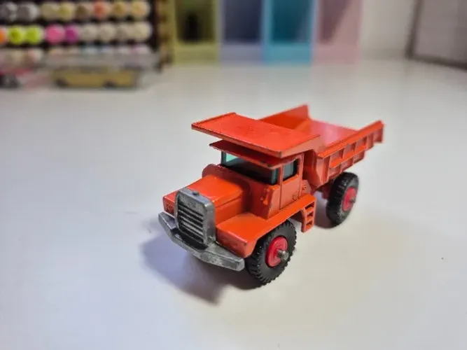 Matchbox Lesney Mack Dump Truck nº 28 - Laranja