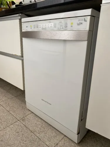 LAVA LOUÇAS BRASTEMP - 220 V