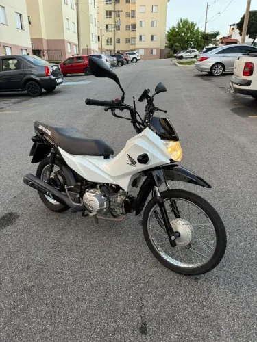 Pop 110i 12 mil km possui manual chave reserva documentação ok somente venda
