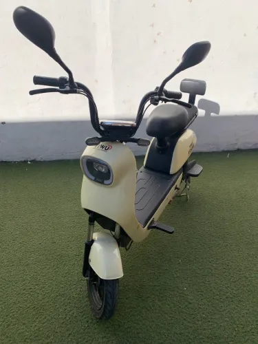 Moto elétrica 