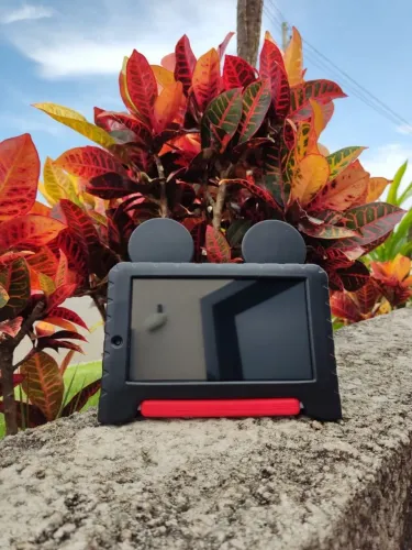 Tablet Mickey Plus Wi-Fi, Tela 7 Pol., 16 Gb Quad. Core Multilaser-Nb 314 (usado).