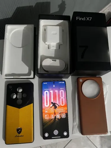 Smartphone OPPO Find X7 256/16GB Impecável 