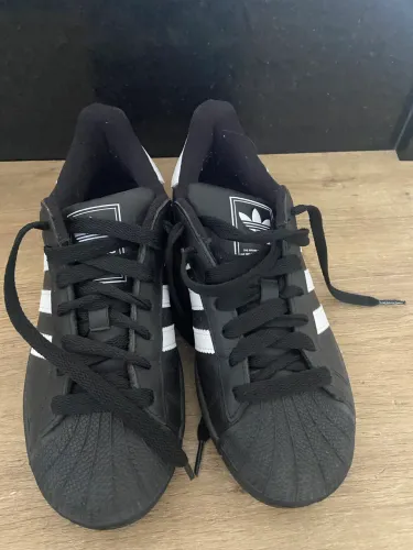 Tênis adidas original 