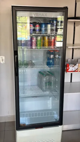 Geladeira expositora Venax VV 300