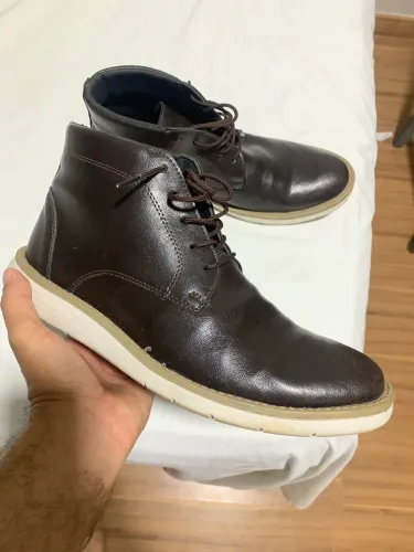 Bota masculina estilosa e muito confortável 