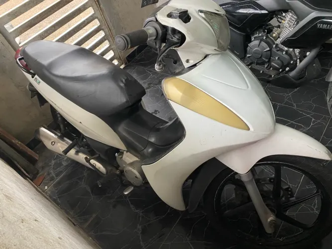Vendo Biz 125 Manacapuru