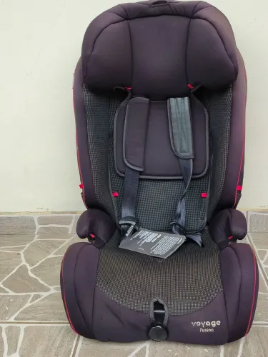 Cadeirinha criança carro