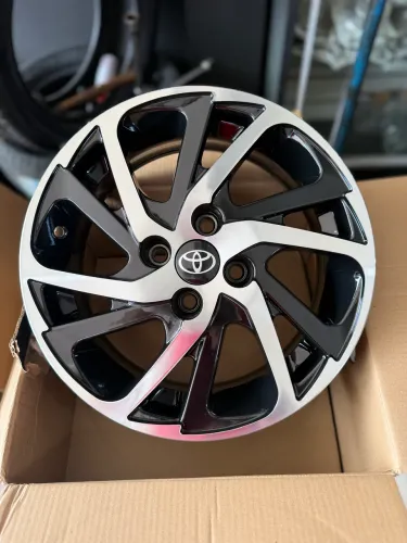 Rodas aro 15 Toyota 4x100