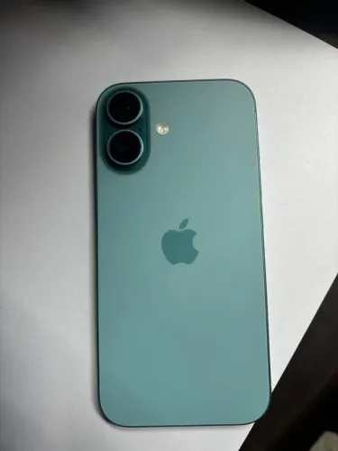 iPhone 16 128GB
