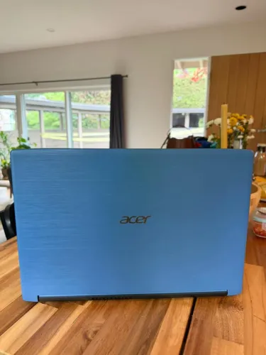 VENDO NOTEBOOK ACER ASPIRE 3