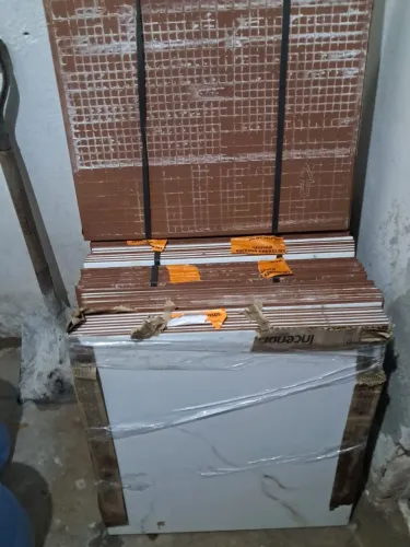 Cerâmica 22 metros por $450