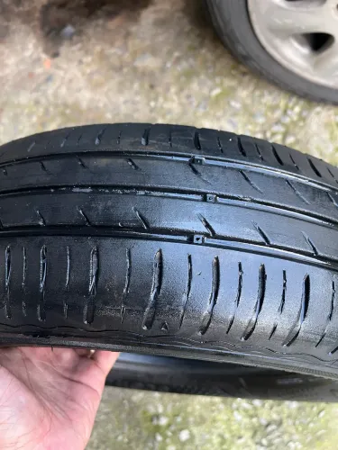Pneu 175/70 R13 Kumho