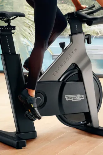 technogym bike group cycle cinza