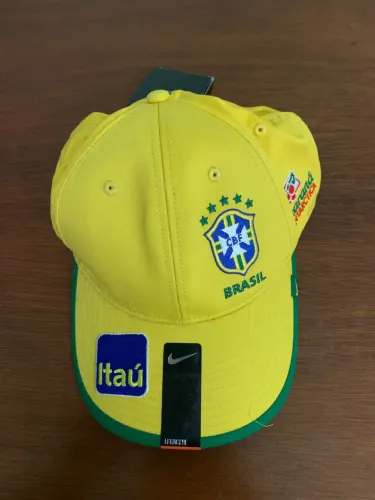 Boné oficial da Seleção Brasileira 