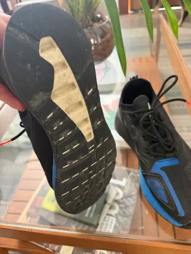 Tênis adidas nasa - Novíssimo