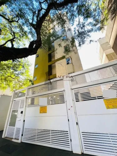 Prédio à Venda em Zona 07, Maringá - PR