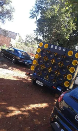 Carretinha de som automotivo 12 falantes ZAP *