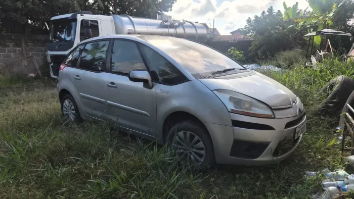 vendo peças ou veiculo inteiro