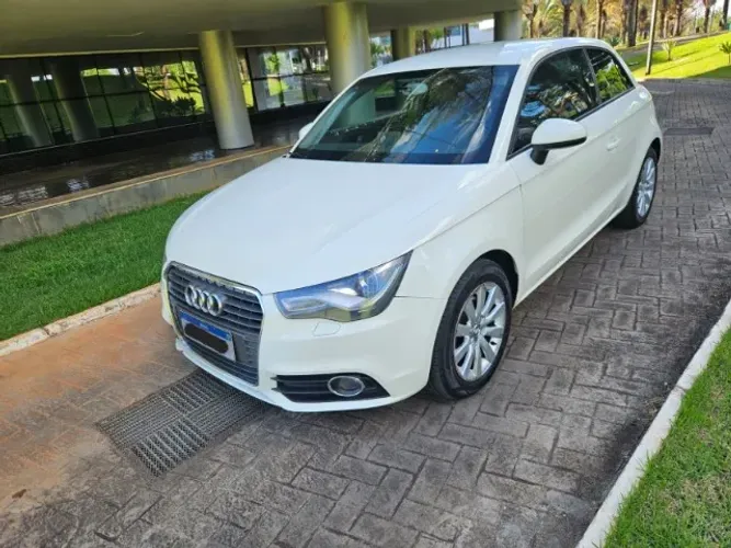 Audi A1 1.4 TFSI 122cv S-tronic 3P 2012