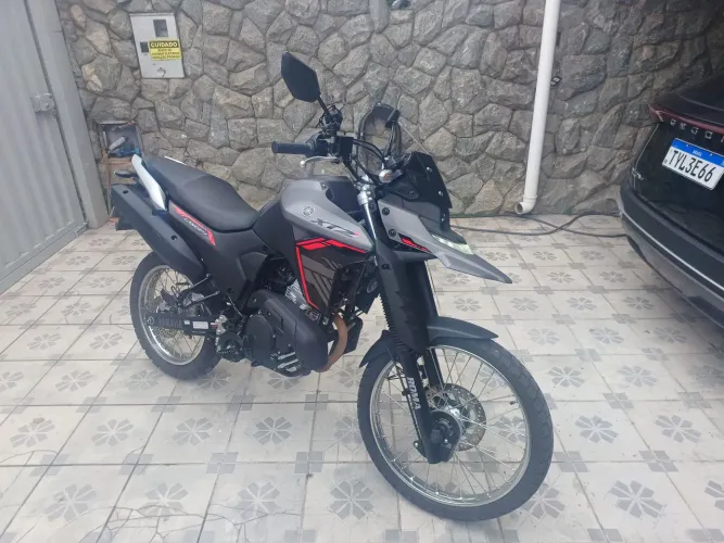 Moto seminova