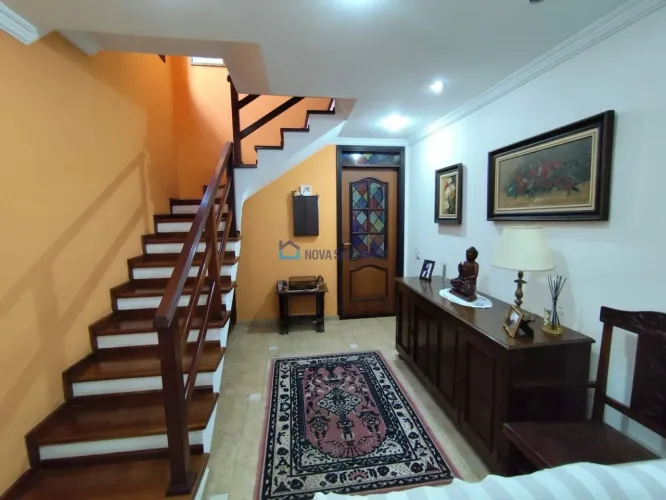 Sobrado à venda na Vila Mariana | Alto padrão | 3 quartos | Área gourmet completa